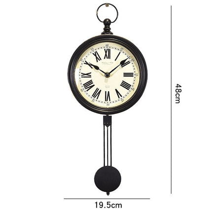 Vintage steampunk veggklokke med pendel